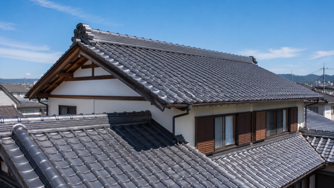 葺き替え後のきれいな屋根